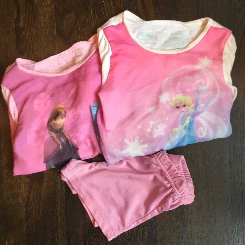 Jumping Beans for Disney Elsa, Ana sleepshirts 3T